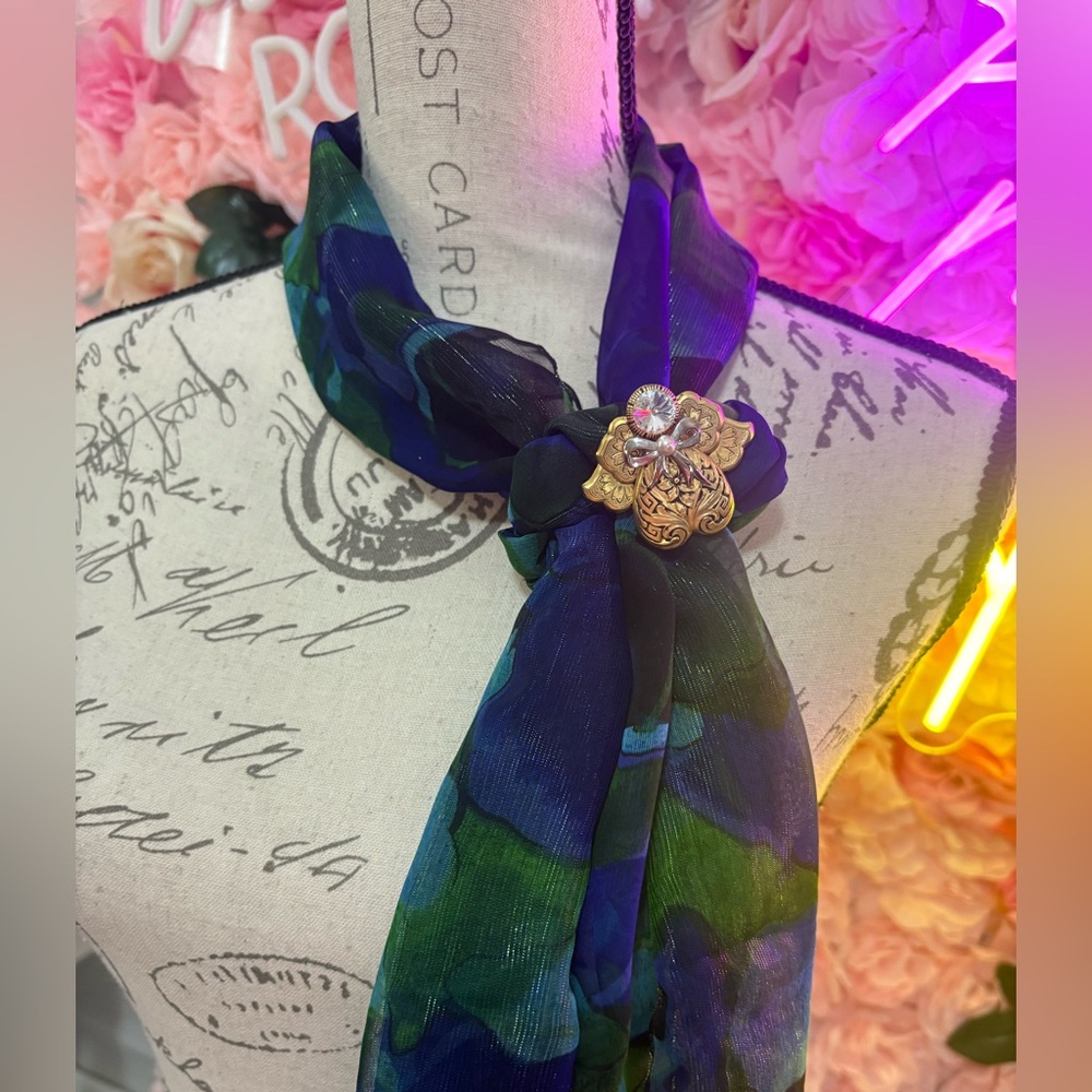 Vintage Oscar de la Renta Blue and Green Floral Design Scarf
